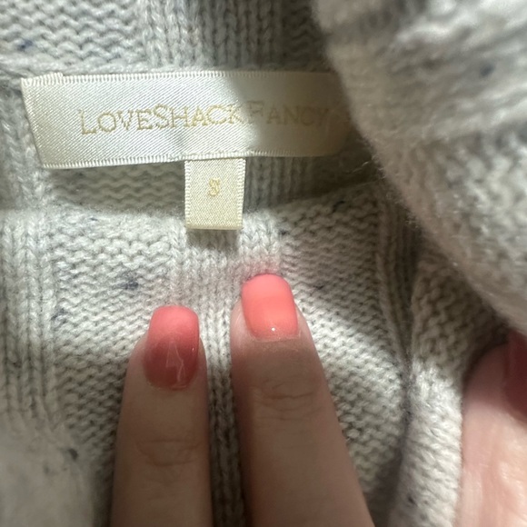 $485 LoveShackFancy Kerry 100% Cashmere Turtleneck Sweater
Size Small NWOT - Picture 3 of 4